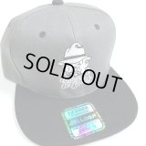 Estevan Oriol SNAPBACK CAP チャコール/ブラック