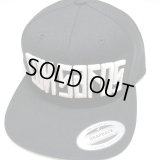 THE C/S PROJECT CON SAFOS Snapback cap ブラック/ホワイト