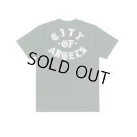 BORN X RAISED CITY OF ANGELS TEE グリーン