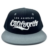CALIFOGRIFO lettering snapback cap ブラック
