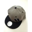 画像2: DECKY 2 TONE SNAPBACK CAP (2)