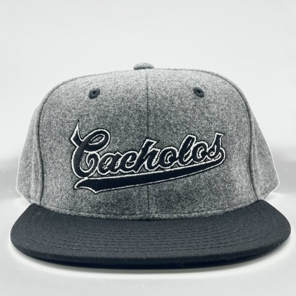 画像1: Cacholos Signature Snapback Cap ブラック/チャコールグレー (1)